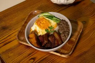 Hình ảnh Xôi Pate Thịt Kho Đặc Biệt