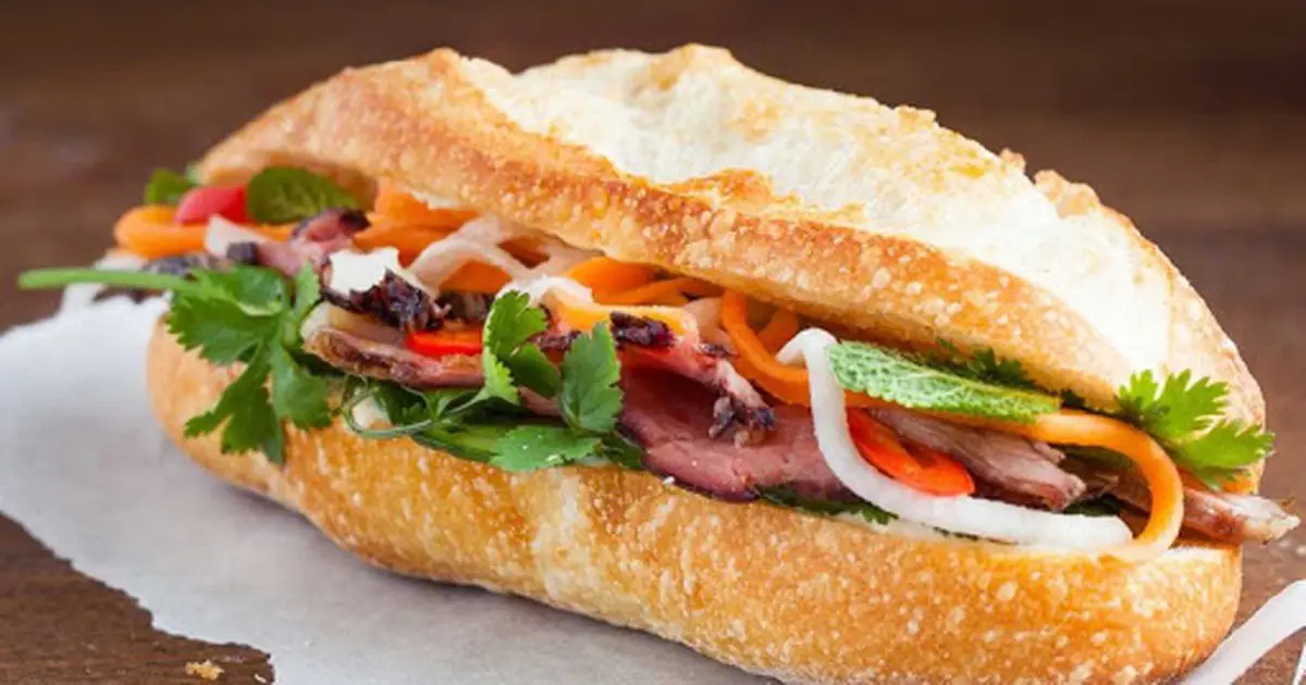Hình ảnh Bánh mì đặc biệt