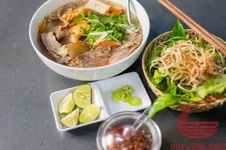 Hình ảnh Bún bò nạm