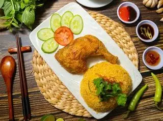 Hình ảnh Cơm Chiên Đùi Gà