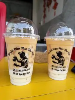 Hình ảnh xoài già dừa non 