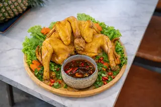 Hình ảnh gà hấp mắm nhĩ