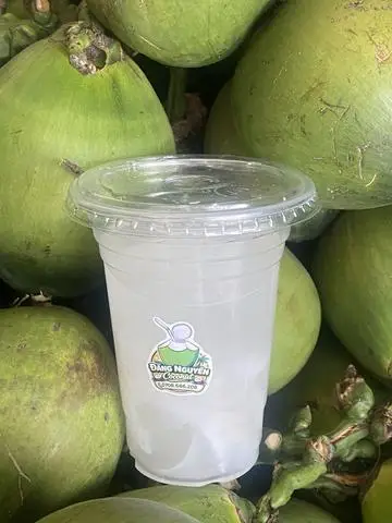 Hình ảnh Nước Dừa Xiêm Nguyên Chất