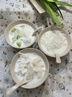 Hình ảnh Chè Dừa Dầm Thốt Nốt Sầu Riêng