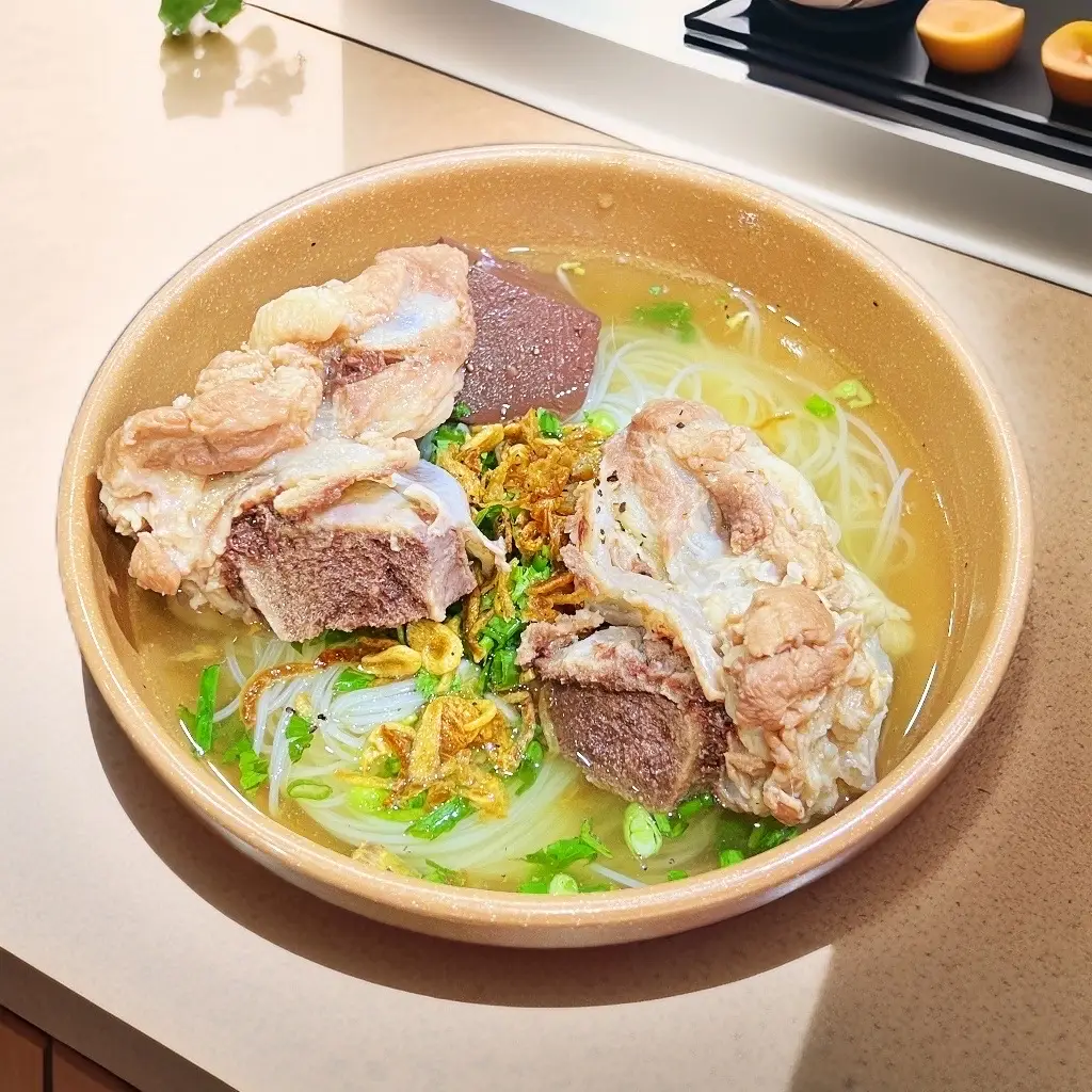 Hình ảnh Hủ Tiếu Nước Xương