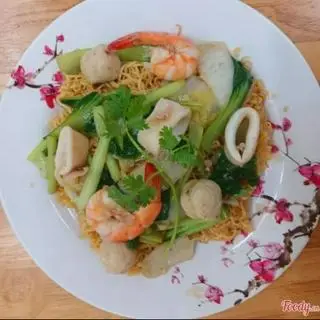Hình ảnh Mì gói xào hải sản