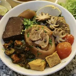 Hình ảnh Bún riêu đặc biệt