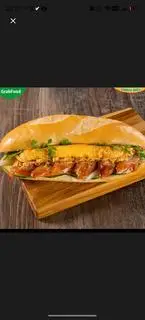 Hình ảnh Bánh Mỳ Trứng Tráng Nem Nướng Nha Trang 