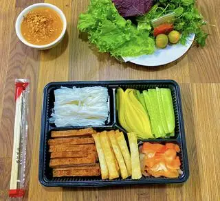 Hình ảnh Nem nướng Nha Trang (7 cuốn)