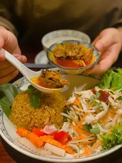 Hình ảnh Cơm gà Hội An