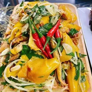 Hình ảnh Nộm/Gỏi GÀ Ủ Muối Rau Răm (Xuất 2- 4 Người Ăn) Ngon Hơn Gà Luộc