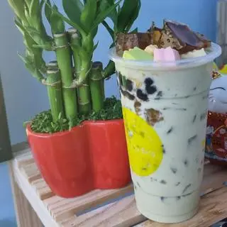 Hình ảnh Trà sữa thái xanh full topping (BEST SELLER) 
