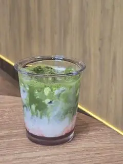 Hình ảnh Matcha Latte Dâu