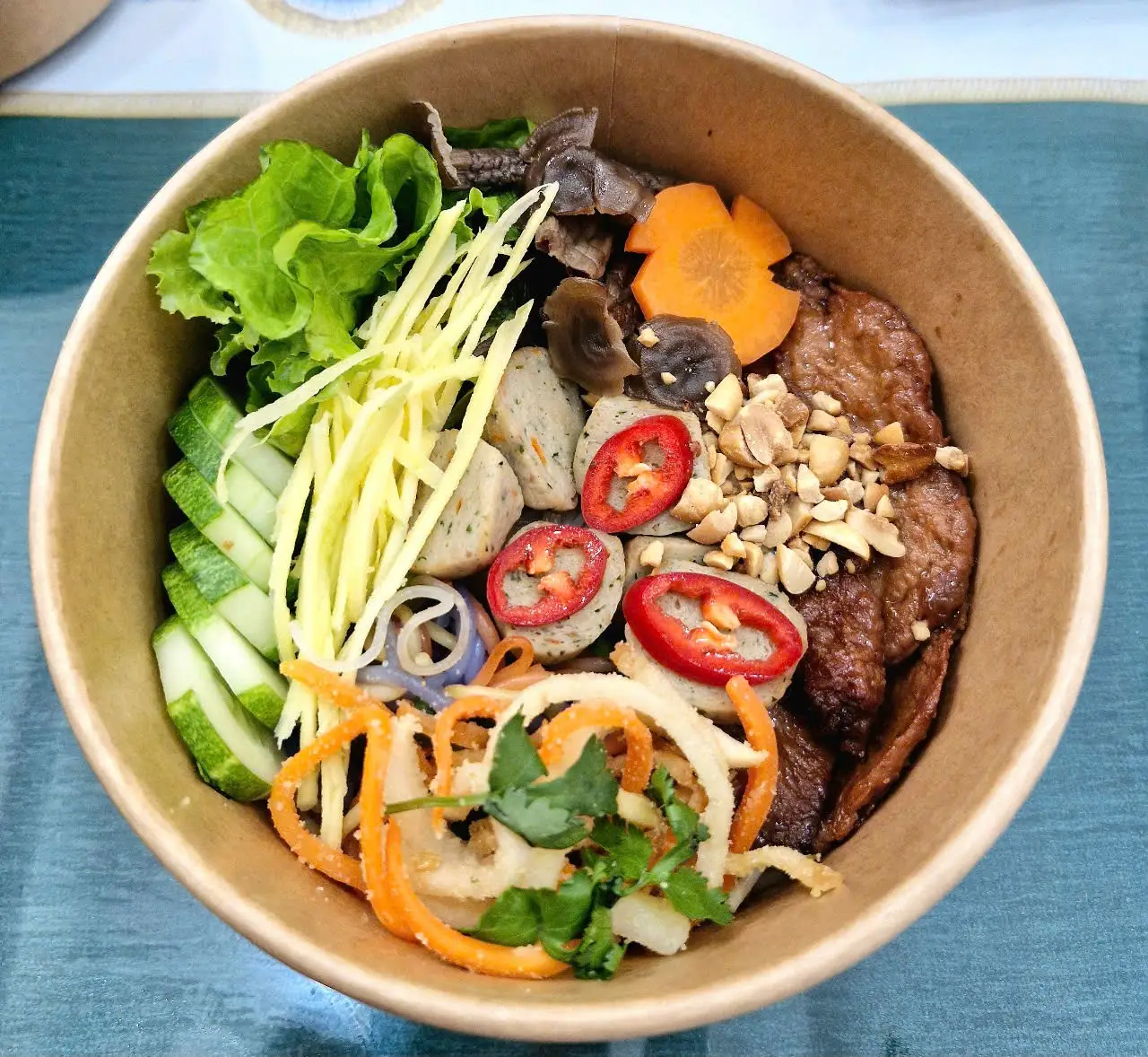 Hình ảnh Bún thịt nướng thuần chay- thích hợp ăn kiêng healthy(tặng kèm 1 chai nước sâm)