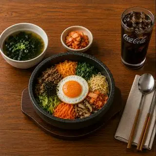 Hình ảnh Cơm Trộn Bibimbap + Canh rong biển + đồ uống