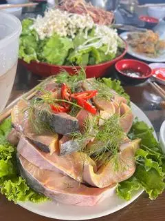 Hình ảnh lẩu cá tầm 