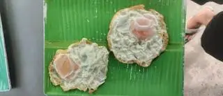 Hình ảnh cơm sườn ốp la 