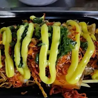 Hình ảnh Bánh Tráng Cuốn Thập Cẩm Nhiều Trứng Đặc Biệt