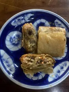 Hình ảnh Nem cua bể
