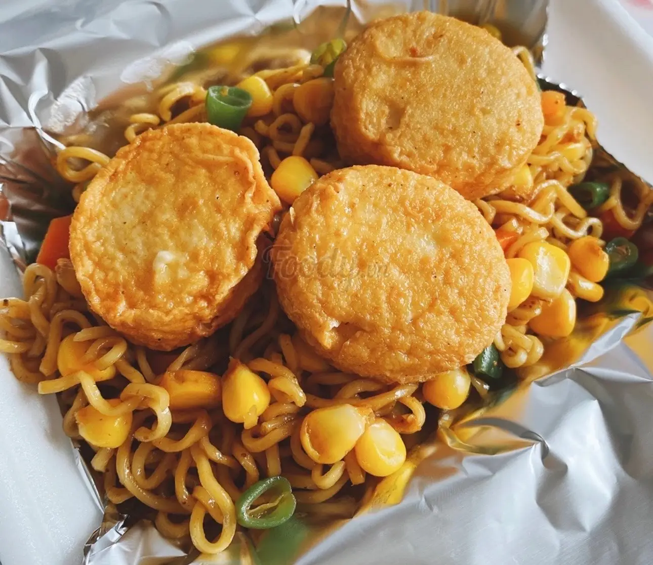 Hình ảnh Mì trộn Indomie đậu hũ phô mai