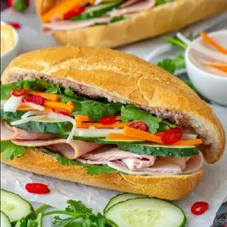 Hình ảnh Bánh mì Sài Gòn đặc biệt