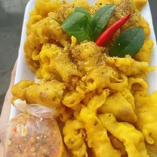 Hình ảnh Chân gà rút xương ủ muối