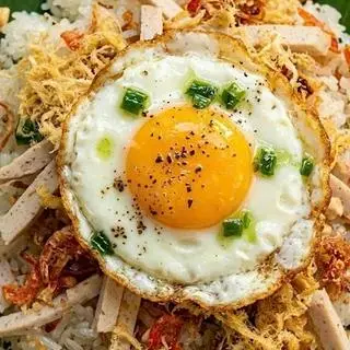 Hình ảnh Xôi mặn Thịt Chả + Trứng ốp la