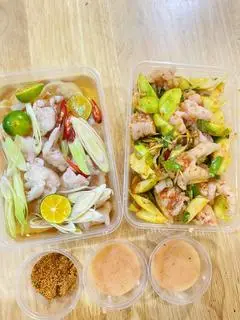 Hình ảnh Combo chân gà sốt Thái size L - chân gà sả tắc size L
