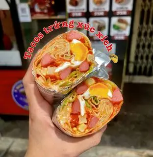 Hình ảnh Tacos trứng + xúc xích