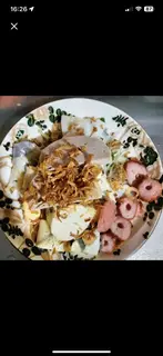 Hình ảnh Bánh Cuốn Hộp Đầy Đủ