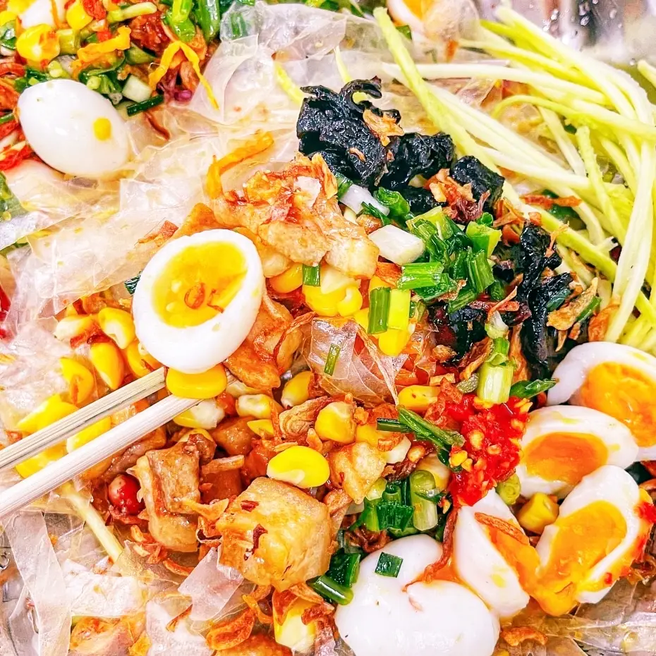 Hình ảnh Bánh tráng trộn đầy đủ 
