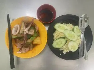 Hình ảnh CƠM MỰC XÀO THẬP CẨM