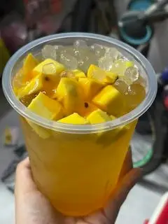 Hình ảnh Trà xoài chanh dây (900ml)