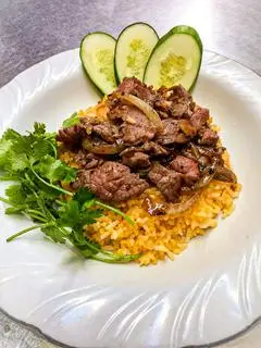 Hình ảnh Cơm chiên bò xào sate