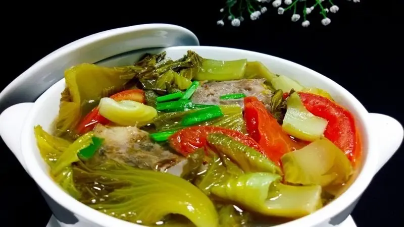 Hình ảnh Hộp Canh Cải Chua Thịt Bằm