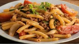 Hình ảnh Nui xào bò