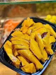 Hình ảnh 1/2 CON GÀ Ủ MUỐI ( chế biến gà tươi )