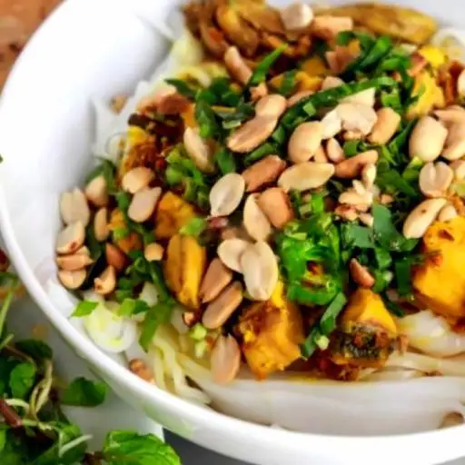 Hình ảnh Mì quảng gà