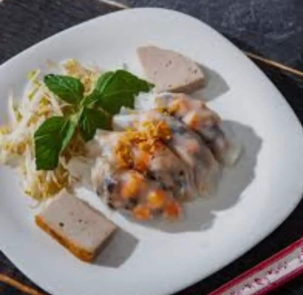 Hình ảnh Bánh Cuốn nhân tôm nhỏ
