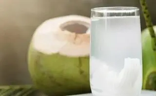 Hình ảnh DỪA TƯƠI LY LỚN