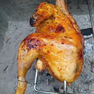 Hình ảnh Nửa con Gà Ta thả vườn nướng