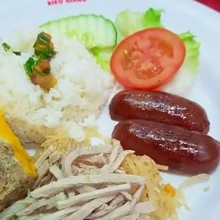 Hình ảnh Cơm lạp xưởng - bì kèm canh