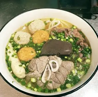 Hình ảnh Bún Bò Huế Tô Đặc Biệt