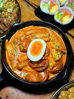 Hình ảnh Tok rose - bột mì