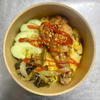 Hình ảnh Cơm Đùi Gà Tỏi 