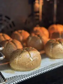 Hình ảnh Bánh mì bơ tỏi