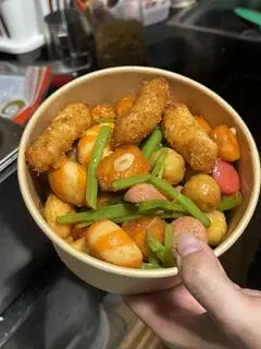 Hình ảnh Set 2 cá thể đồng điệu