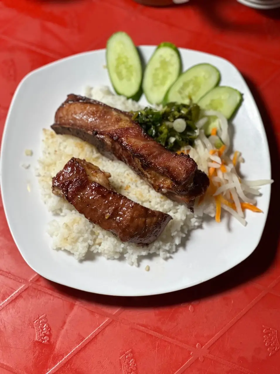 Hình ảnh cơm sườn cọng 