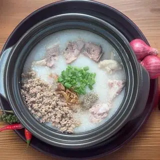Hình ảnh cháo sườn thịt bằm
