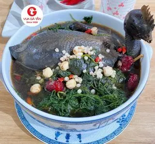 Hình ảnh Gà ác tiềm thuốc Bắc - ngải cứu